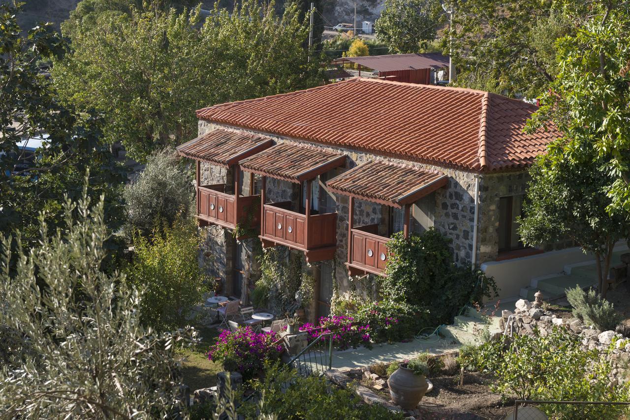 Karaburun Bahce Bed & Breakfast Exterior photo